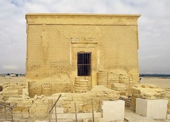 الفيوم تستعد للاحتفال بتعامد الشمس على قدس الأقداس بمعبد قصر قارون