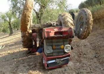 مصرع مزارع إنقلب به جرار زراعي في سوهاج