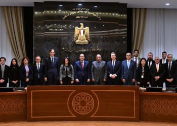 رئيس الوزراء : يشهد توقيع 6 مذكرات تفاهم واتفاقيات بين الحكومة المصرية والبنك الأوروبي لإعادة...