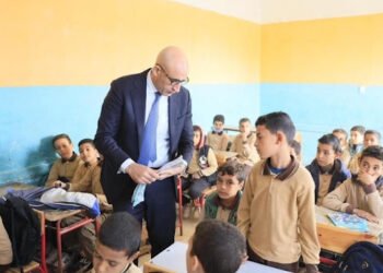 وزير التربية والتعليم يفاجئ مدارس البدرشين والصف بالجيزة لمتابعة انضباط سير العملية التعليمية 
