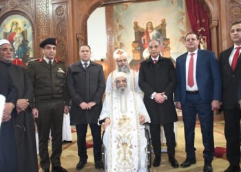 محافظ الفيوم يزور الكنائس لتقديم التهنئة للإخوة الأقباط بعيد الميلاد المجيد