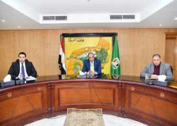 محافظ الفيوم يشهد تدشين عدد من المبادرات الطلابية للتوعية بالقضايا المجتمعية