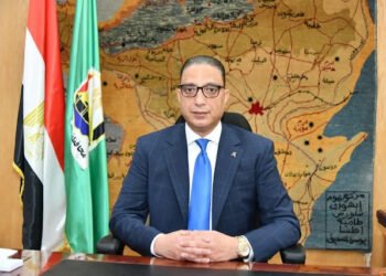 محافظ الفيوم يتابع إجراءات ومستجدات توصيل المرافق للمجمع الصناعي بهوارة المقطع تمهيداً لتشغيله