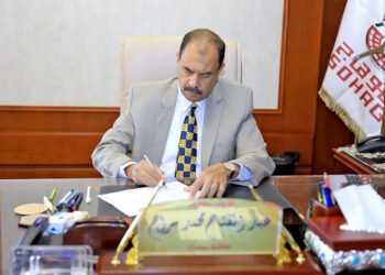 محافظ سوهاج يعتمد نتيجة الشهادة الإعدادية للفصل الدراسي الأول بنسبة نجاح78 %