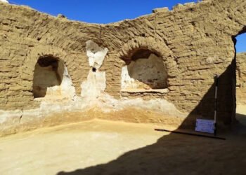 الكشف عن بقايا دير أثري بوادي النطرون يؤرخ لبدايات الرهبنة في مصر والعالم
