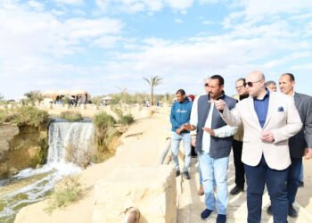 محافظ الفيوم يتفقد عدداً من الفرص الاستثمارية والمناطق السياحية بمحميتي قارون والريان