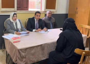 نائب محافظ الفيوم يعقد لقاءً لخدمة المواطنين بقرية تلات