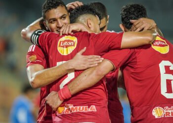 الأهلي يفوز بثنائية على سموحة فى الدورى