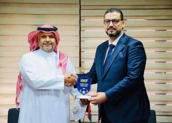 رئيس الاتحاد الدولي لكرة القدم المصغرة الدوسري يلتقي وزير الرياضة الليبي برغش