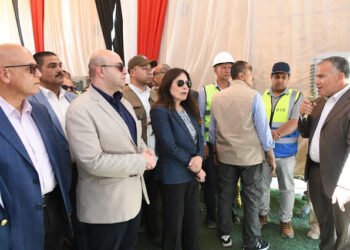 تخدم أكثر من 115 ألف نسمة:  وزيرة الإسكان ومحافظ الفيوم يتفقدان محطة معالجة صرف...