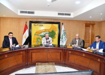 محافظ الفيوم يشدد على الإزالة الفورية للتعديات في المهد.. ويؤكد: لن يتم التهاون مع المقصرين...