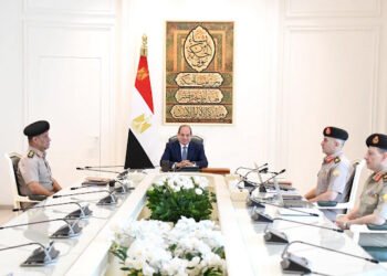 الرئيس السيسي يتابع المشروعات الجارى تنفيذها من خلال الهيئة الهندسية للقوات المُسلحة