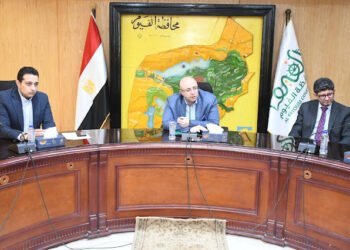 محافظ الفيوم يتابع الموقف التنفيذي لمشروعات المرحلة الأولى من المبادرة الرئاسية “حياة كريمة”