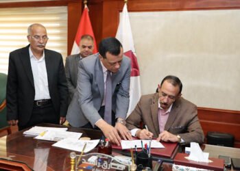 محافظ سوهاج يعتمد نتيجة الشهادة الإعدادية بنسبة نجاح 72.87%