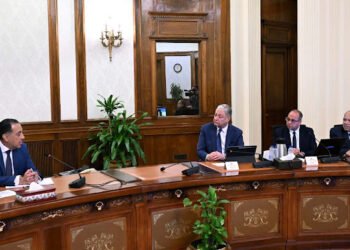 رئيس الوزراء يتابع الاستعدادات الجارية لبدء تنفيذ مشروعات المرحلة الثانية من المبادرة الرئاسية “حياة كريمة”