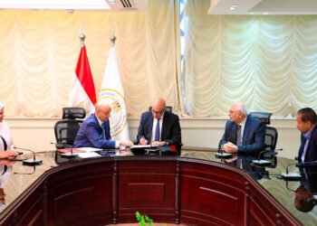 وزير التربية والتعليم يعتمد نتيجة الدبلومات الفنية (الدور الأول) للعام الدراسي 2025 / 2026 بنسبة...