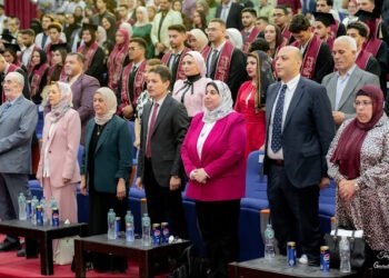 كلية الصيدلة بجامعة المنصورة تحتفل بخريجي الدفعة الـ 14 من برنامج الصيدلة الإكلينيكية