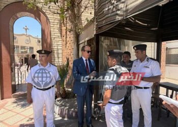 مدير أمن سوهاج يتفقد الخدمات الأمنية والارتكازات ..ويؤكد ضرورة اليقظة التامة