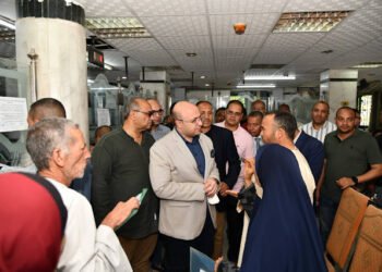 محافظ الفيوم يتفقد سير العمل بالمركز التكنولوجي بسنورس