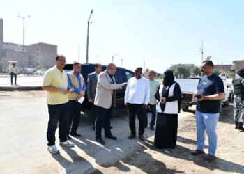 محافظ الفيوم يقوم بجولة ميدانية ويوجه بتكثيف أعمال النظافة بالطريق الدائري ومراجعة موقف الأراضي الفضاء...