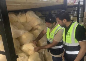ضبط 10 أطنان زبدة وقشطة مجهولة المصدر داخل ثلاجة بمركز قطور بالغربية