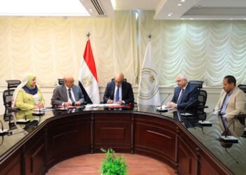 وزير التربية والتعليم يعتمد نتيجة الدور الثاني للدبلومات الفنية للعام الدراسي ٢٠٢٥ / ٢٠٢٦ بنسبة...