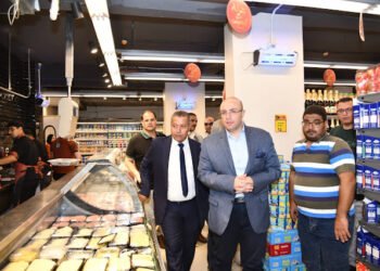 محافظ الفيوم يتفقد عدداً من منافذ بيع السلع الغذائية بمدينة ابشواي.. ويشدد على تكثيف الحملات...