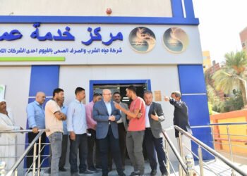 محافظ الفيوم يتفقد خزان ورافع كحك بحري ومركز خدمة العملاء بأبشواي