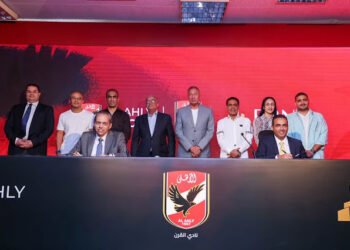 الأهلي يوقع عقد إنشاء فرعه السادس والأول فى صعيد مصر بمدينة سوهاج الجديدة