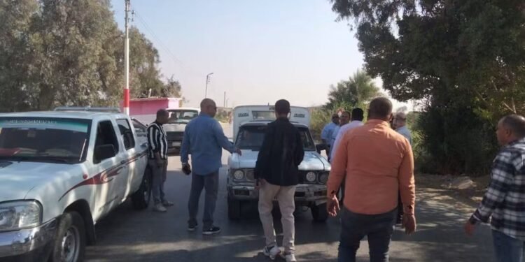 تنفيذاً لتوجيهات محافظ الفيوم.. الإدارة العامة للمواقف تواصل حملاتها الرقابية لضبط سيارات الأجرة المخالفة بطامية