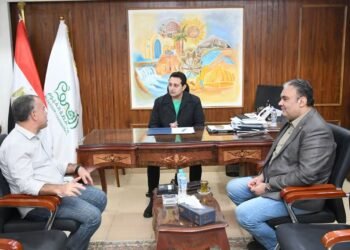 نائب محافظ الفيوم يتابع مشروعات الري ومياه الشرب واستعدادات السدة الشتوية